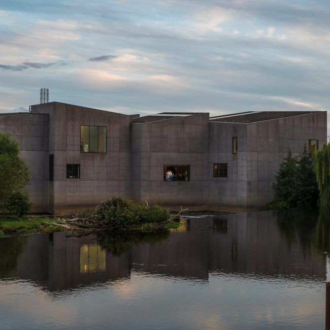 Bal & Dan Hepworth Gallery Wedding Wakefield West Yorkshire ()