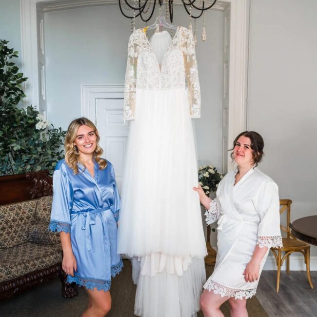 sneaton castle bride with dress